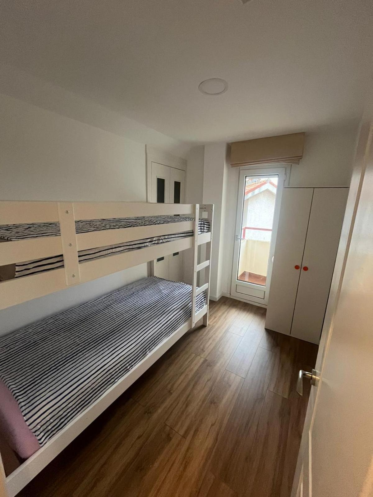 Apartamento Duplex con Terraza en Mogro Exterior foto